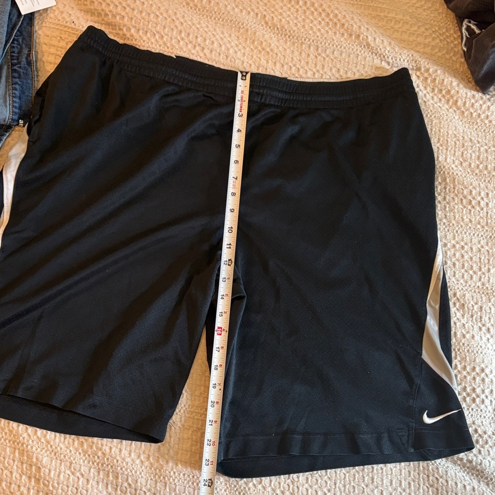 Nike Black Athletic Shorts with White Accent Swoosh Has pockets xl mens
